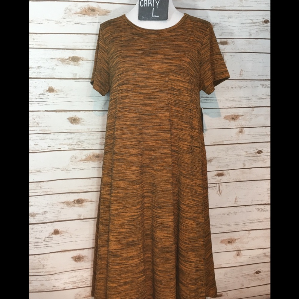 Carly by LuLaRoe